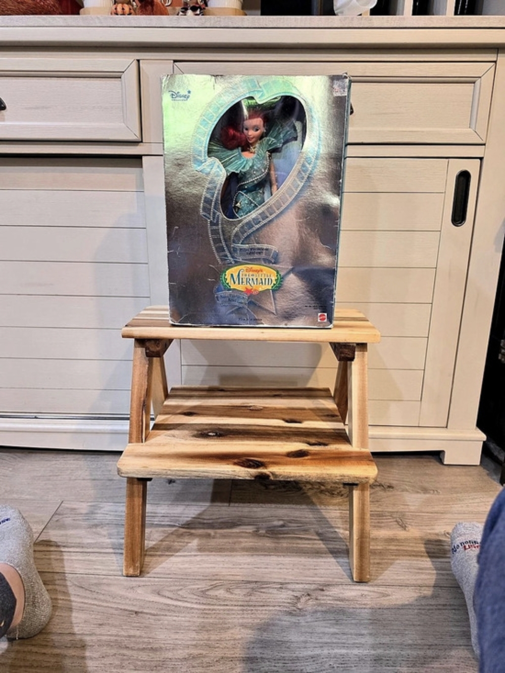 NWT The Little Mermaid Film Premiere Edition Ariel Barbie Doll Never Out Of Box